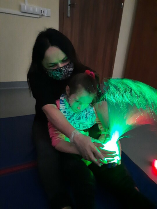 Przenośne Zestawy stymulujące Percepcję Wzrokową, Słuchową i dotykową.