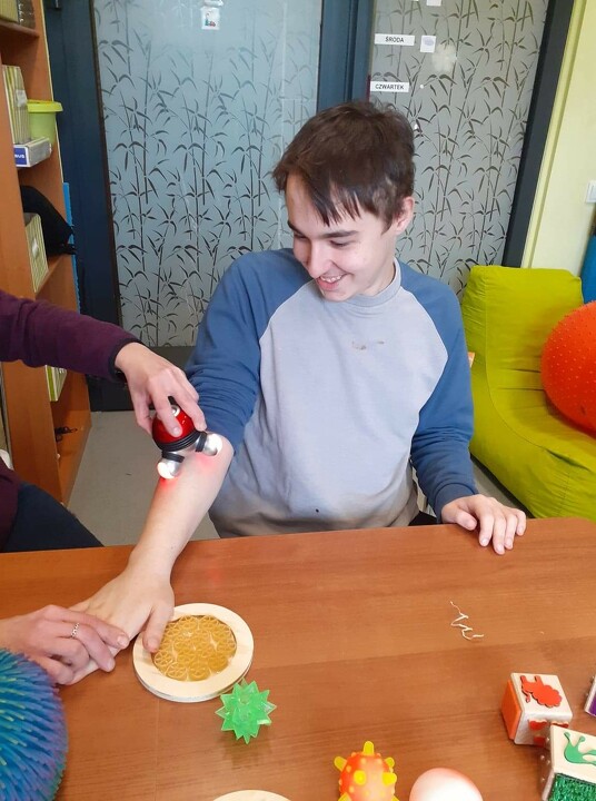 Przenośne Zestawy stymulujące Percepcję Wzrokową, Słuchową i dotykową.