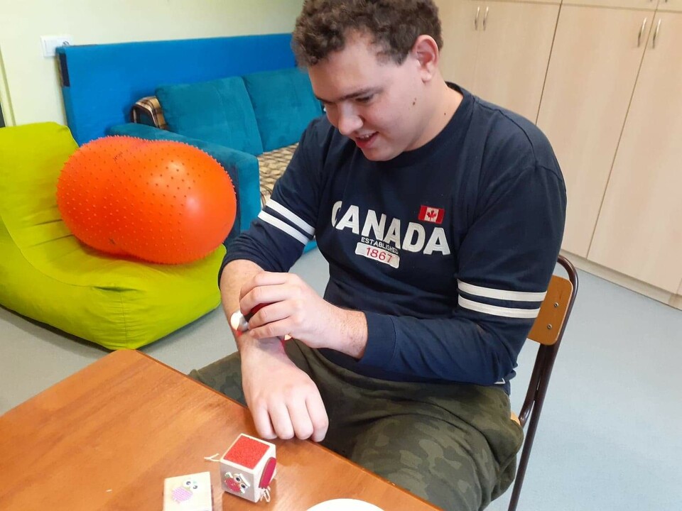 Przenośne Zestawy stymulujące Percepcję Wzrokową, Słuchową i dotykową.