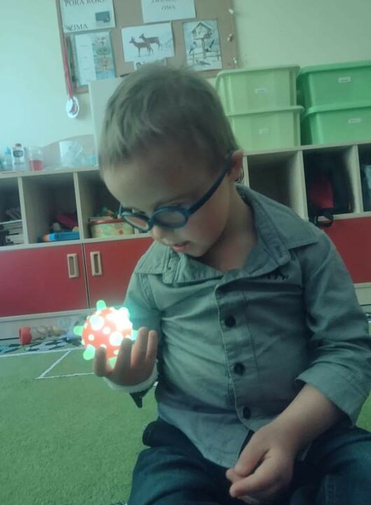 Przenośne Zestawy stymulujące Percepcję Wzrokową, Słuchową i dotykową.