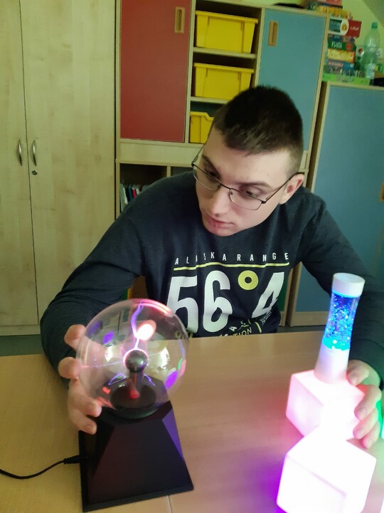 Przenośne Zestawy stymulujące Percepcję Wzrokową, Słuchową i dotykową.