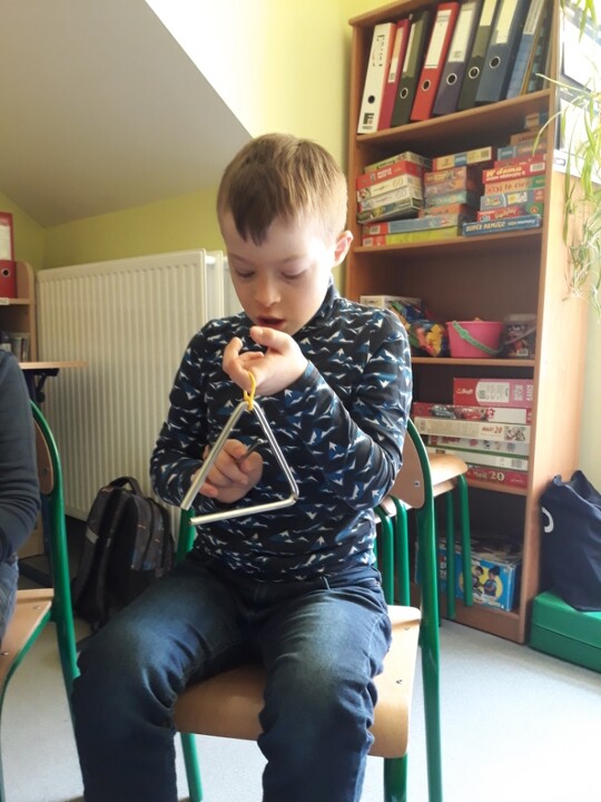 Przenośne Zestawy stymulujące Percepcję Wzrokową, Słuchową i dotykową.